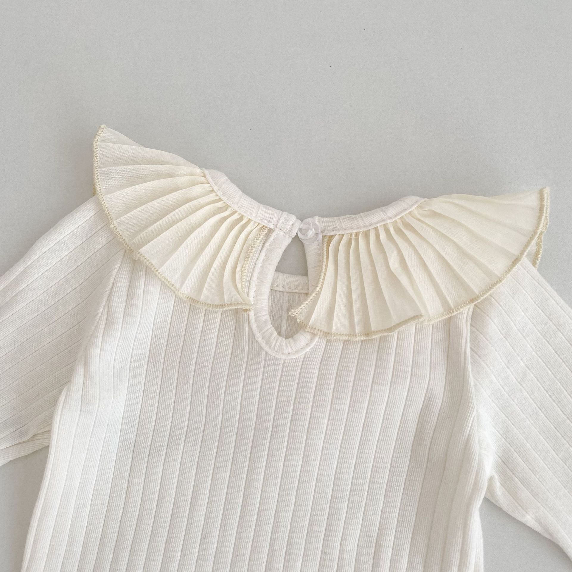 Tops – Petite Frill Collar 02