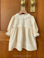 Dress – Petite Lace Collar No.1