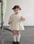 Rompers – Petite Lace Collar No.1